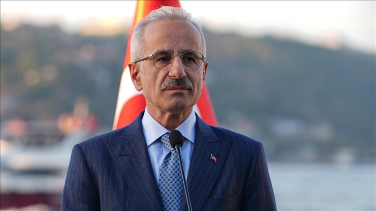 Bakan Uraloğlu: Kalkınma Yolu Projesi’nin kalbi olan Fav Limanı’nda birinci faz çalışmaları 2025’te tamamlanacak
