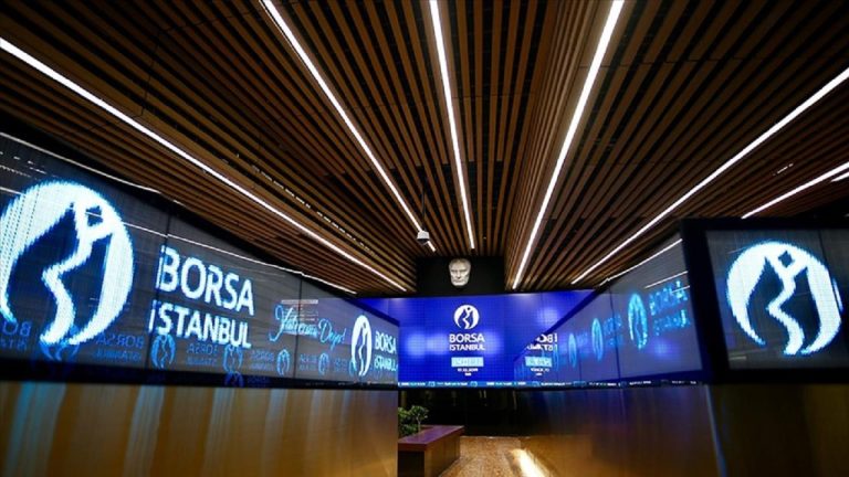 Borsayı manipüle ederek yarar sağlayan 17 sanığa dava