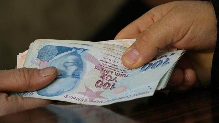 Çalışan emeklinin maaşı kesilir mi? Sigorta girişi 2008 ve sonrası olanlar dikkat