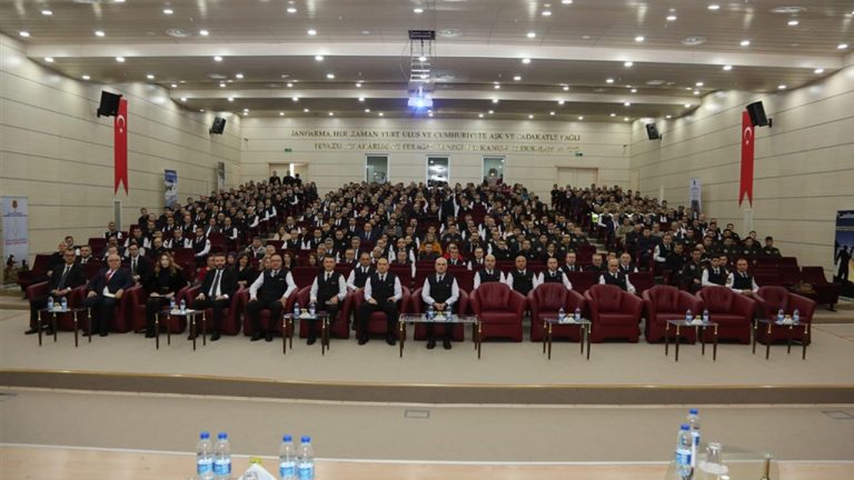 SPK’dan jandarmaya ‘Strateji, Dezenformasyon, Diplomasi ve Güvenlik Perspektifinden Finansal Okuryazarlık’ semineri