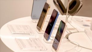 Trump’ın tarifeleri global teknolojiyi vuracak! Eserlere artırım yolda: Apple, Huawei, Xiaomi…