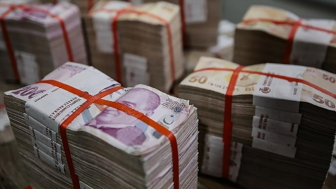 Türk Lirasıyla dış ticaret hacmi 335 milyar TL’ye yaklaştı