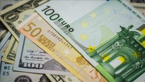 Uzmanlar yanıtladı: Euro/dolar paritesindeki artış Türkiye iktisadını nasıl etkileyecek?