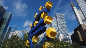 Euro Bölgesi iktisadı birinci çeyrekte yüzde 0,3 büyüdü