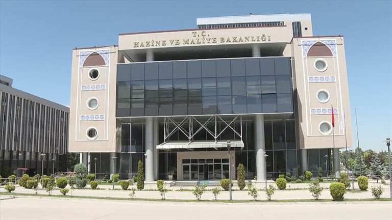 Hazine iki tahvil ihalesinde 66 milyar TL’den fazla borçlandı