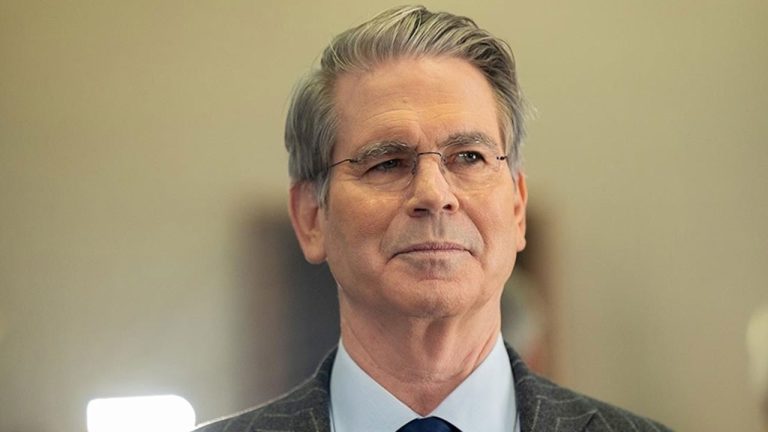 ABD Hazine Bakanı Bessent, Çin’i ticaret müzakerelerinde “güvenilir bir ortak” olmaya çağırdı