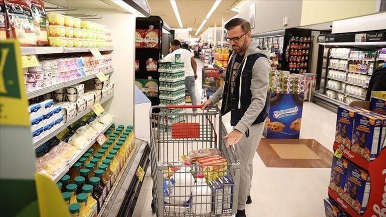 ABD’de tüketici harcamaları mayısta beklenenden fazla düştü