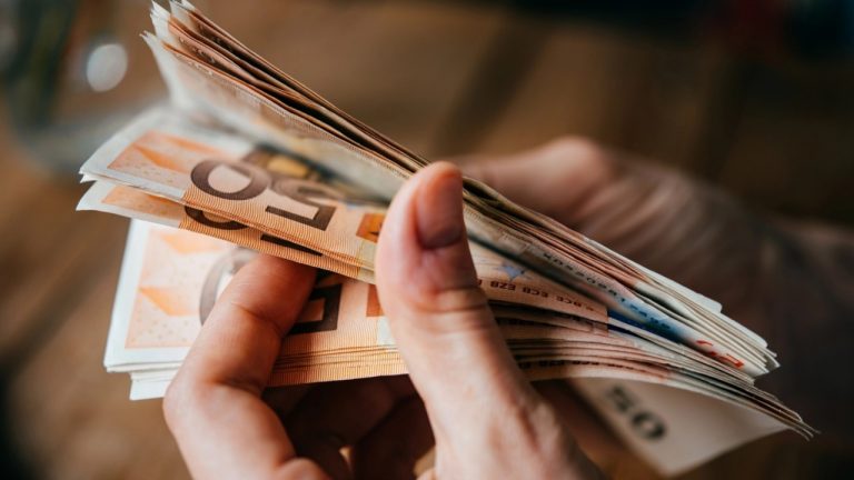 Almanya’dan 46 milyar Euro’luk yeni iktisat paketi
