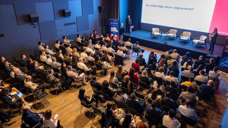 AloTech’in “Mobilite Çağında Müşteri Deneyimi” tepesi, kesimin yapay zeka gündemini belirledi