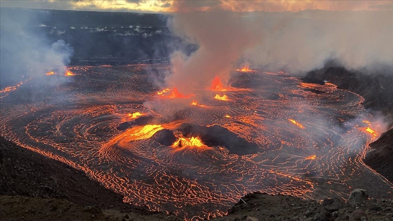 Aralık ayından bu yana 25. patlama! Kilauea Yanardağı’nda hareketlilik sürüyor