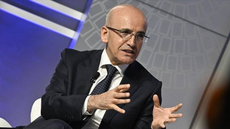Bakan Şimşek’ten reel sektöre net bildiri: Birtakım sıkıntılar olduğunun farkındayız