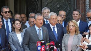 CHP lideri Özel’den prim gün ayrımına reaksiyon: Esnafın cebinden her ay 8 bin lira fazladan çıkıyor