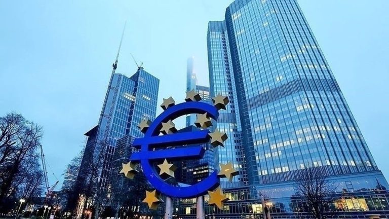 Euro Bölgesi’nde enflasyon ECB amacının üzerinde kalmayı sürdürdü