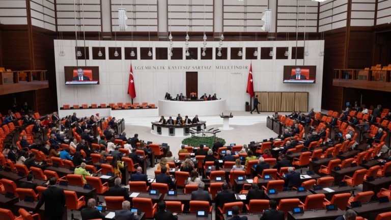 Güç ve maden alanında düzenlemeler içeren kanun teklifi, Komitede