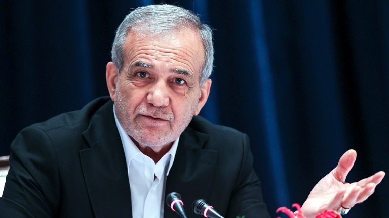 İran Cumhurbaşkanı Pezeşkiyan: Batı barış bildirimizi almadı