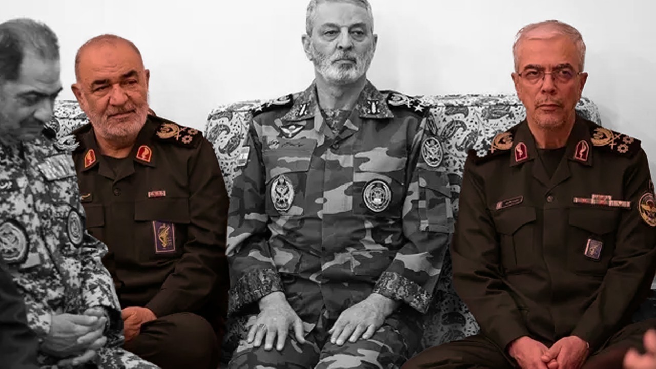 İran ordusunda iki en üst seviye kayıp! Genel Kurmay Başkanı Bakıri ve Devrim Muhafızları Kumandanı Selami öldü