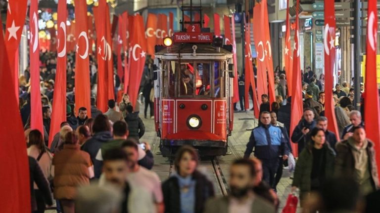 İstanbul’da 4 kişilik ailenin hayat maliyeti aşikâr oldu! Harcamalar yüzde 51,7 arttı