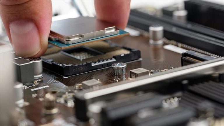 Tayvan’dan Huawei ve SMIC’e ihracat yasağı