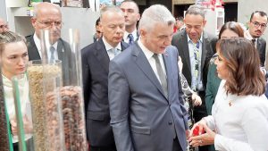 Ti­caret Bakanı Ömer Bolat: Hedef, 3 milyar dolarlık ticaret hacmine ulaşmak